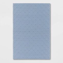 4'x6' Reversible Diamond Rectangular Loomed Indoor Outdoor Accent Rug Quilt Blue - Room Essentials